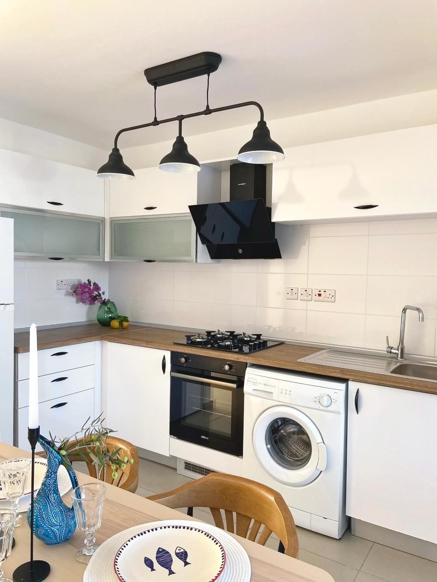 Spacious Three-Bedroom Apartment With Sea View A4 拉普索斯 外观 照片
