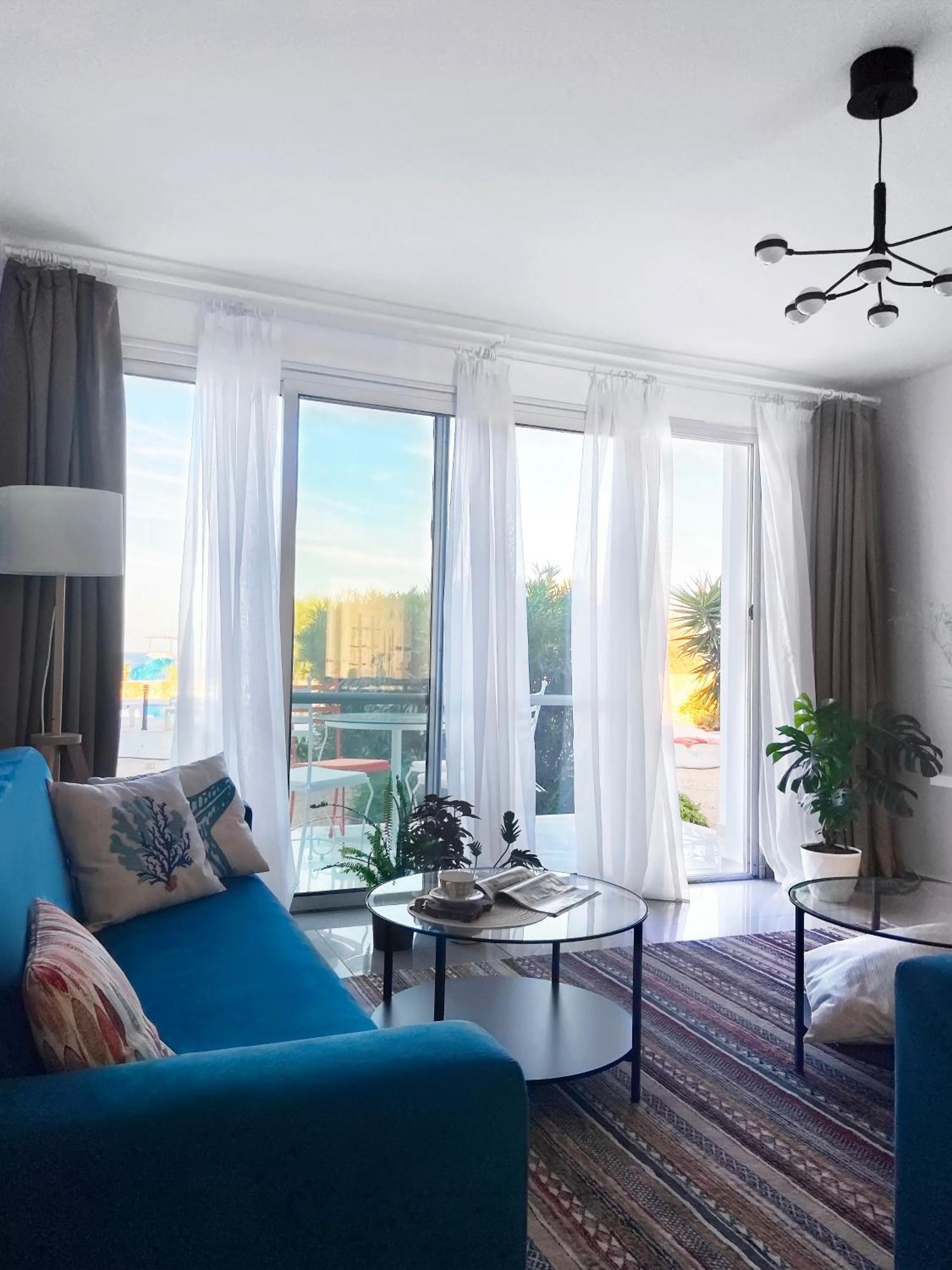 Spacious Three-Bedroom Apartment With Sea View A4 拉普索斯 外观 照片