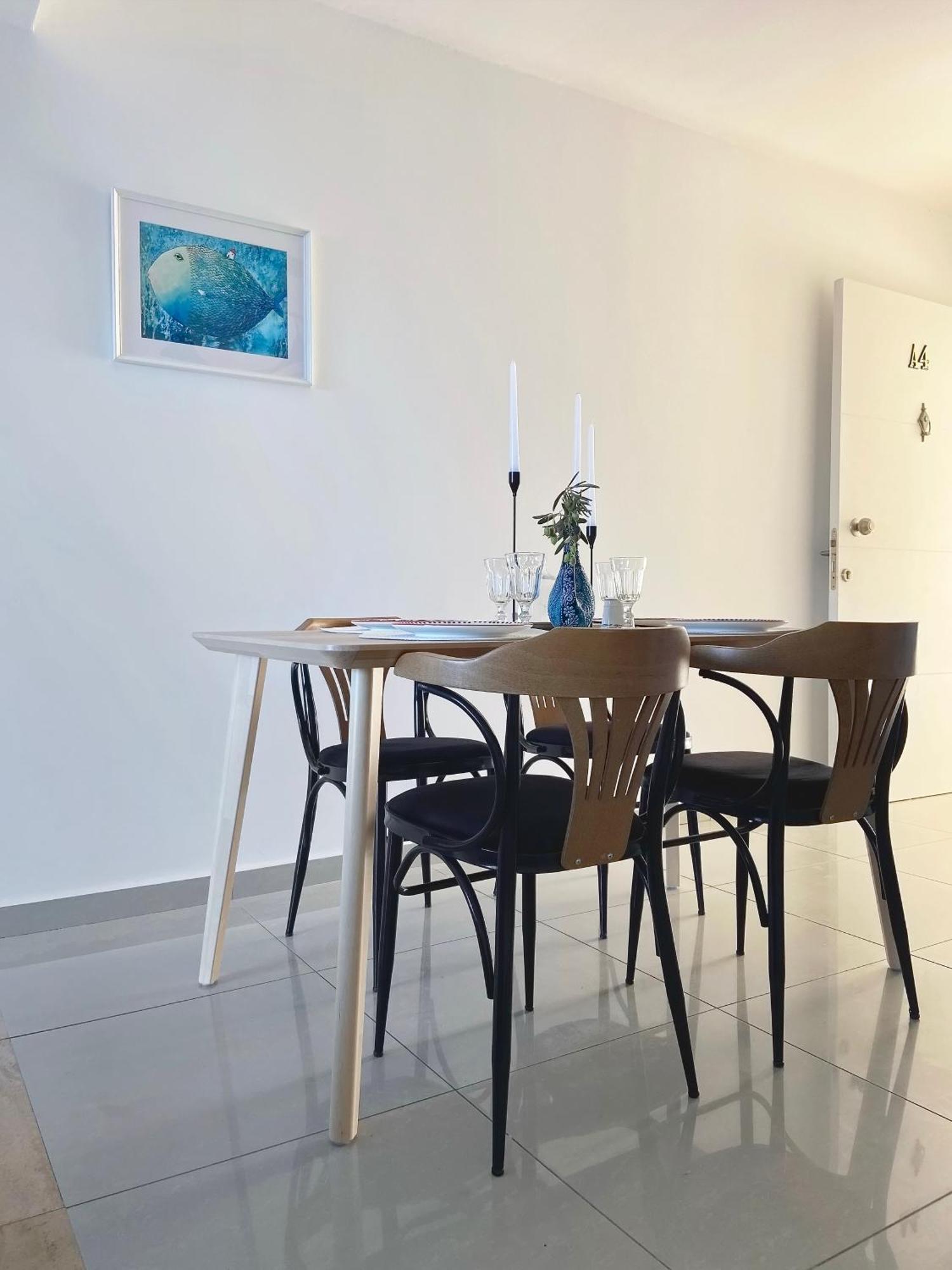 Spacious Three-Bedroom Apartment With Sea View A4 拉普索斯 外观 照片