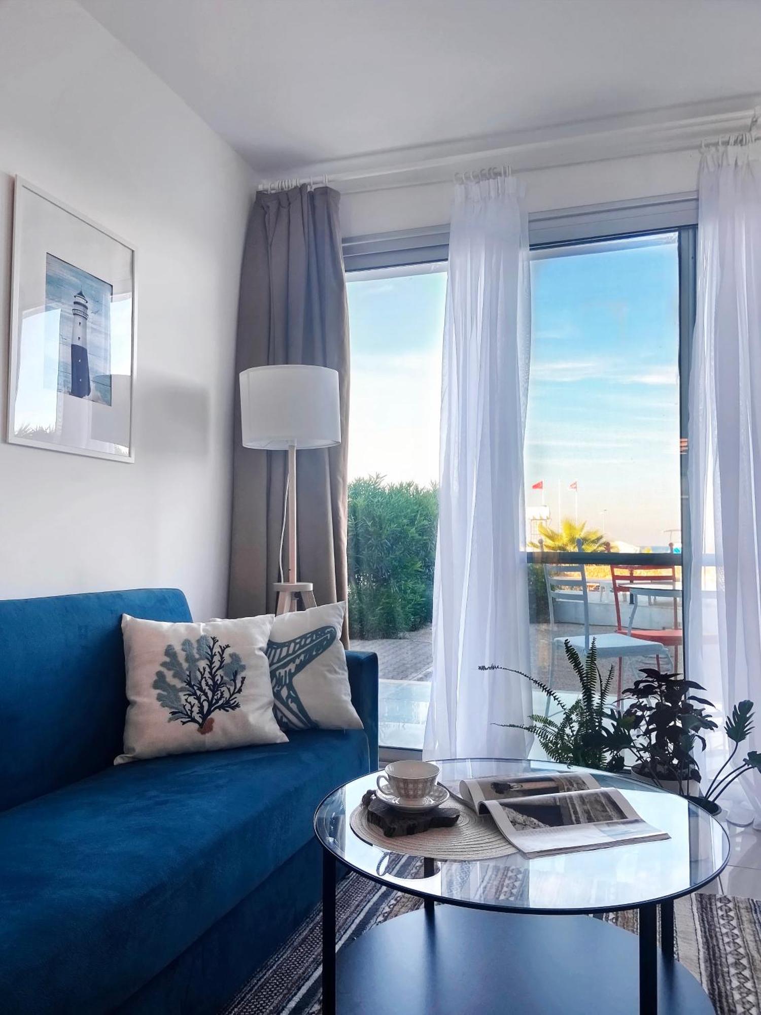 Spacious Three-Bedroom Apartment With Sea View A4 拉普索斯 外观 照片